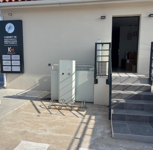 installation plateforme élévatrice centre médical - site belairautonomie.fr